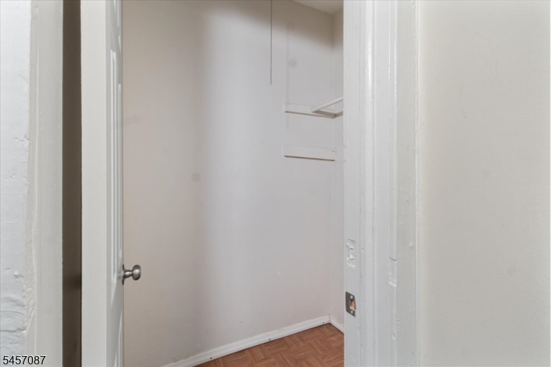 422 Jelliff Ave Property Photo 13