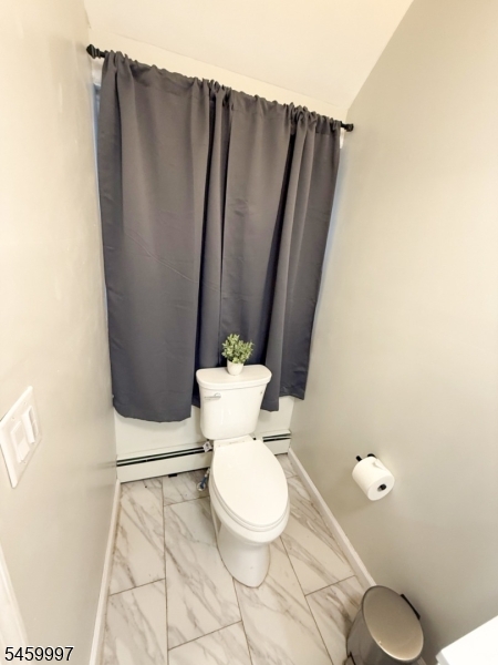 160 River Rd Property Photo 41