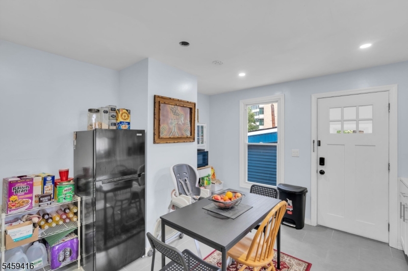 265 Washington St Property Photo 10