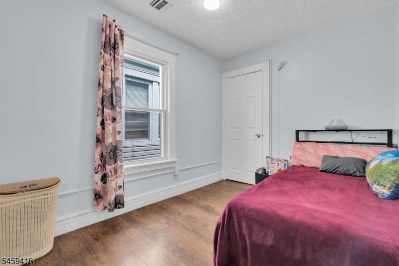 265 Washington St Property Photo 17