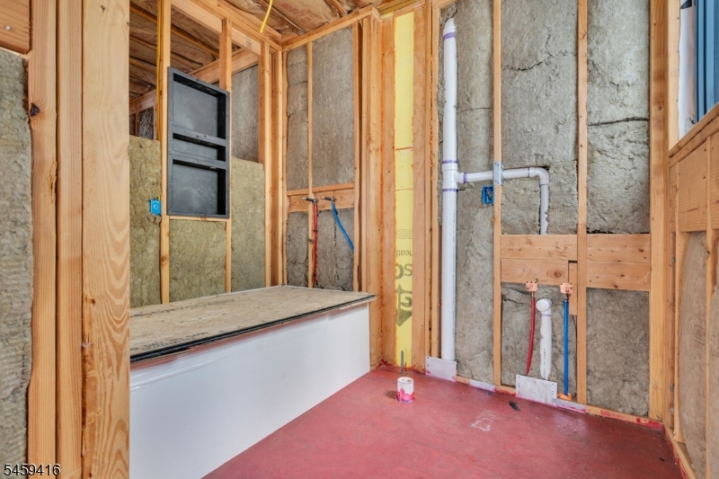 265 Washington St Property Photo 28