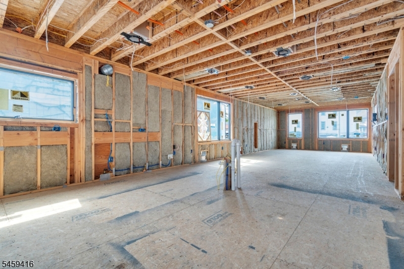 265 Washington St Property Photo 32