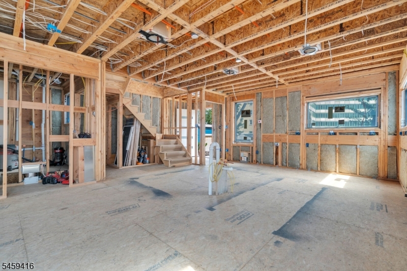 265 Washington St Property Photo 33