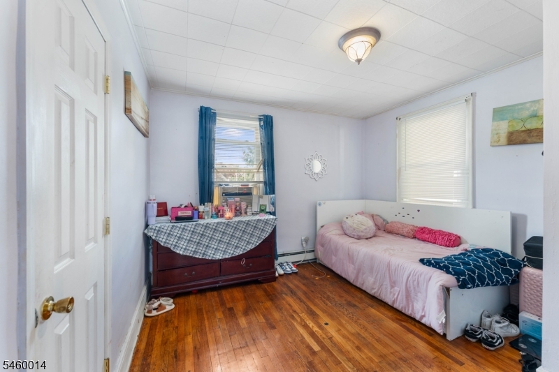 139 Coddington St Property Photo 9