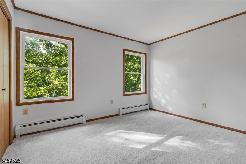 27 Seminole Ave Property Photo 17