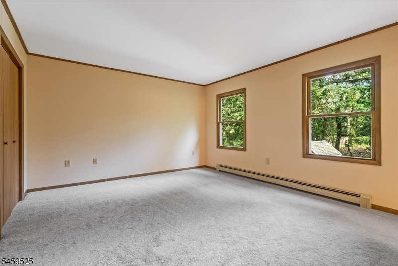27 Seminole Ave Property Photo 23