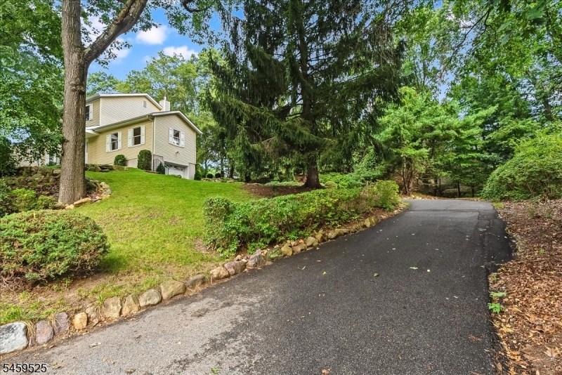 27 Seminole Ave Property Photo 31