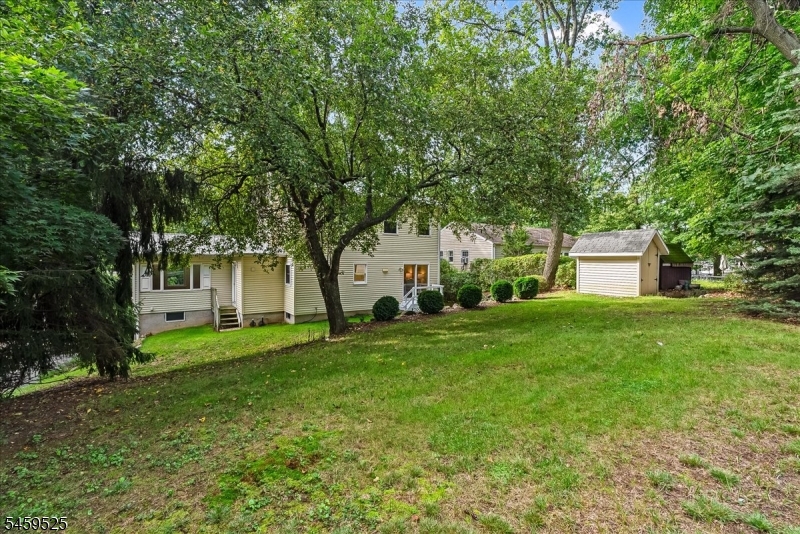 27 Seminole Ave Property Photo 32