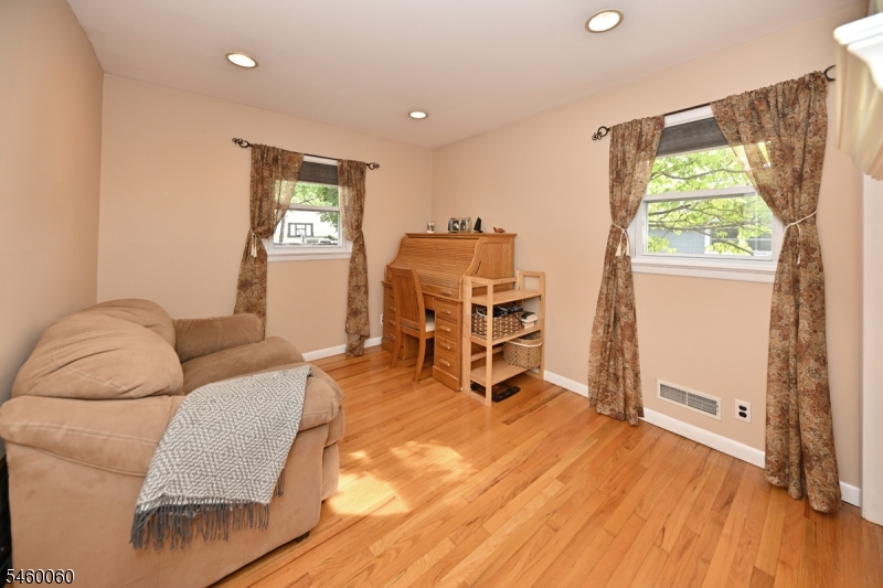 700 Evans St Property Photo 12