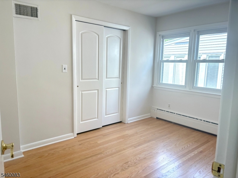 316 Sanford Ave Property Photo 22