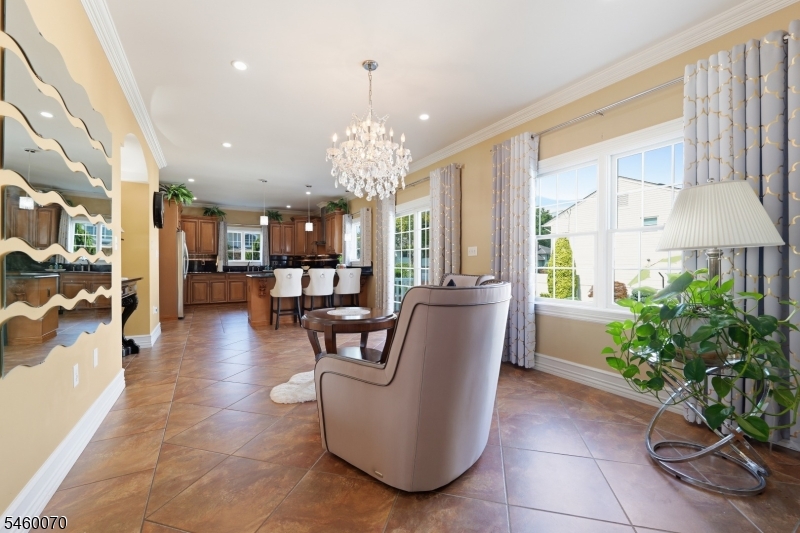 156 Boulevard Property Photo 10
