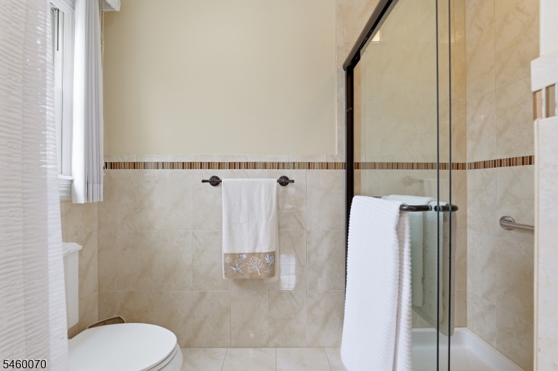 156 Boulevard Property Photo 21