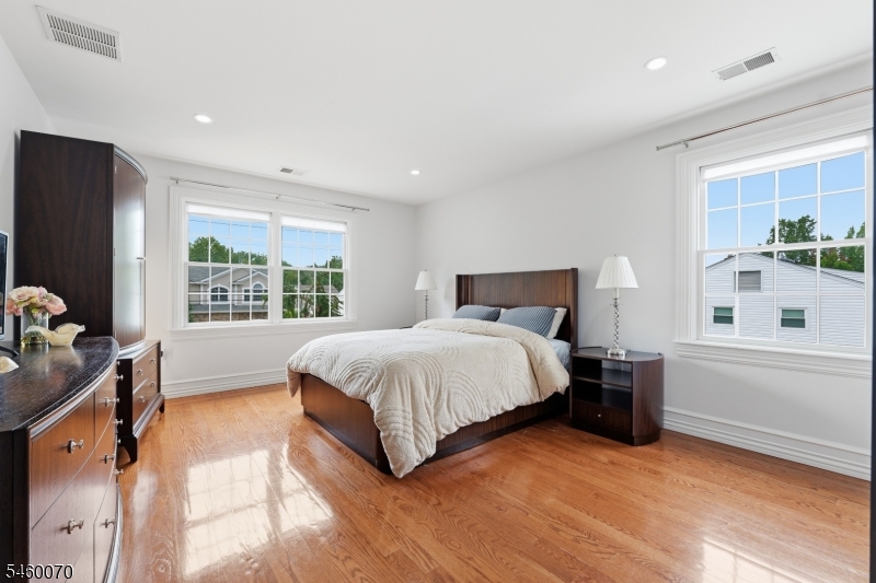 156 Boulevard Property Photo 24