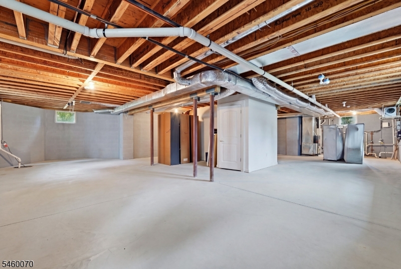 156 Boulevard Property Photo 28