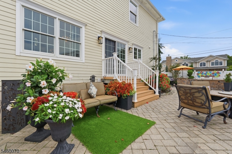 156 Boulevard Property Photo 35