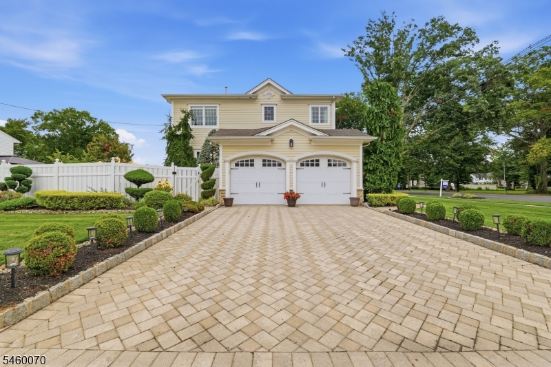 156 Boulevard Property Photo 37