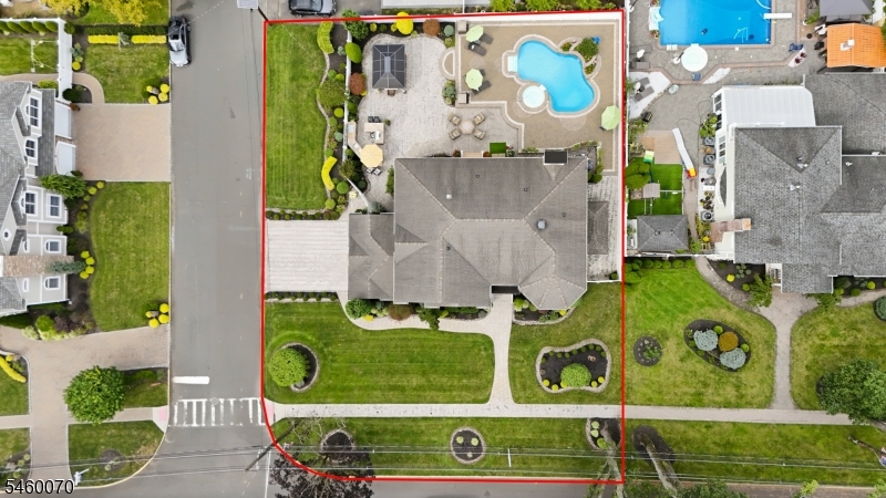 156 Boulevard Property Photo 38