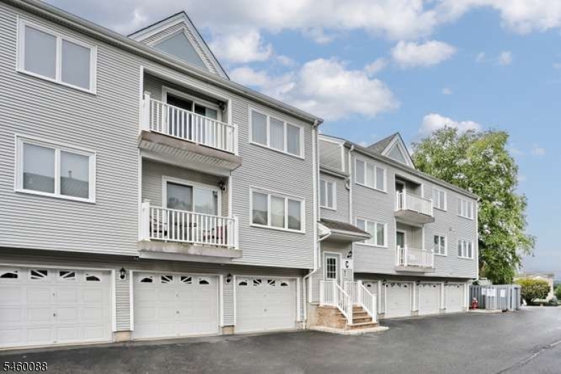 108 Passaic Ave 24c 24c Property Photo 16