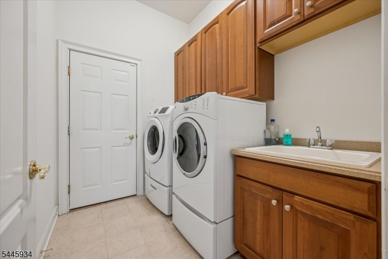 14 Johns Drive Property Photo 24