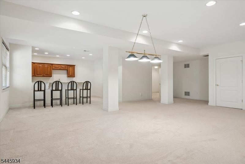 14 Johns Drive Property Photo 28