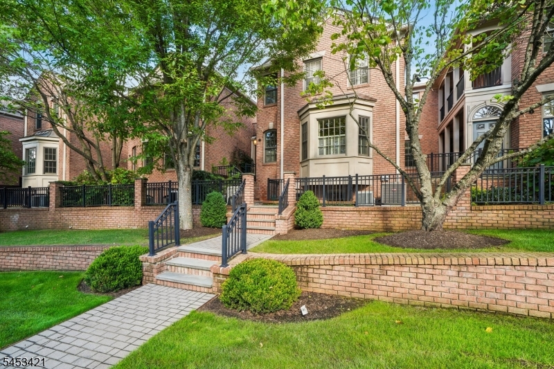 25 Norwood Avenue Unit 2 2 Property Photo 1