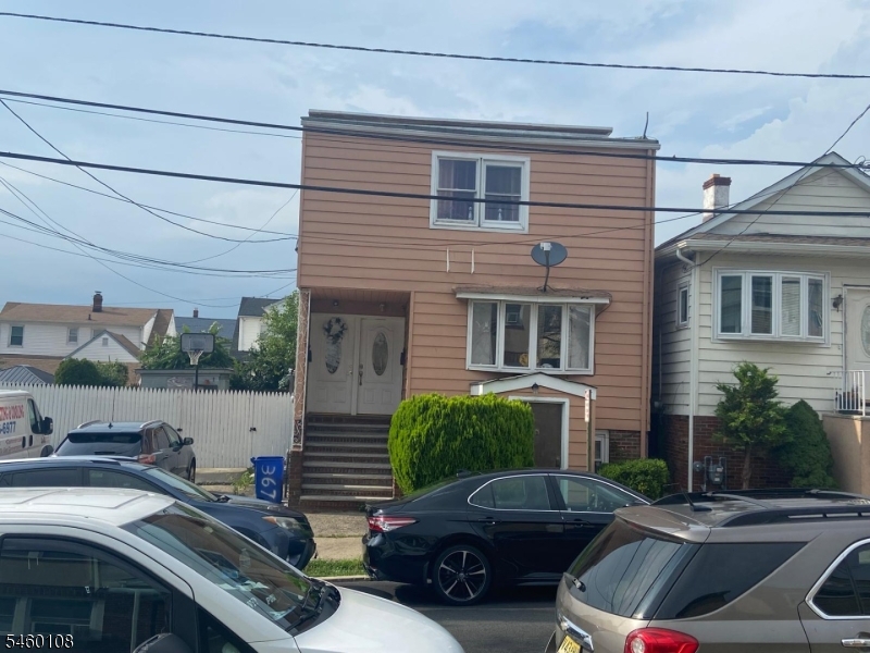 367 Madeline Ave 2 Property Photo 1