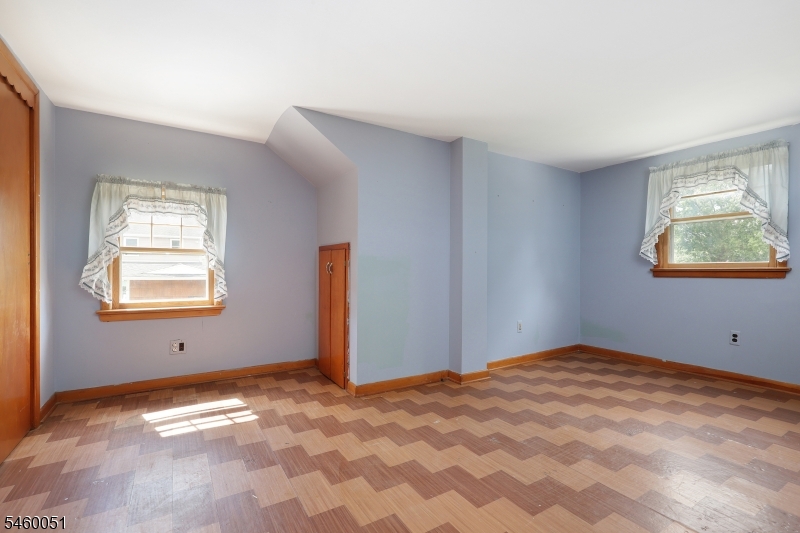 414 S Madison Ave Property Photo 17