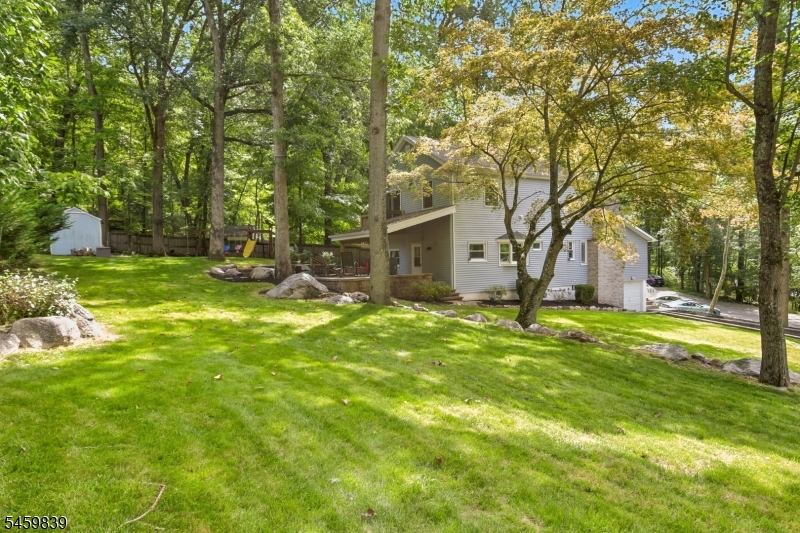 2 Whaleback Waddy Property Photo 42