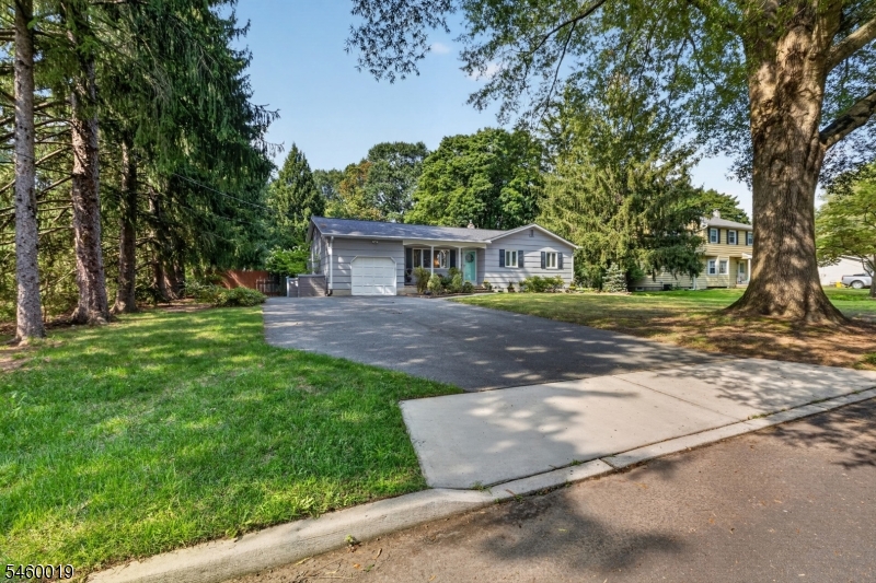 39 Piney Branch Rd Property Photo 2
