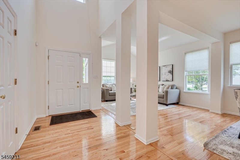 4 Avery Ct Property Photo 9