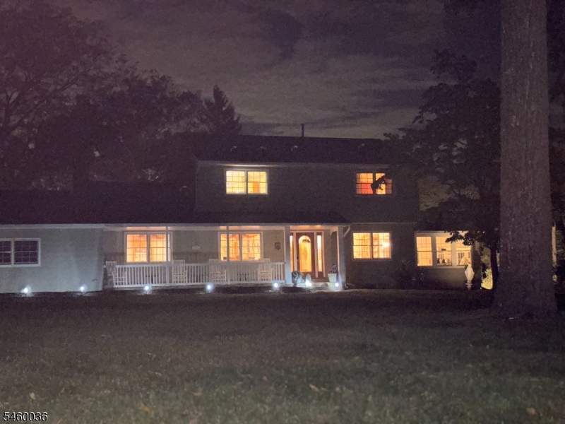 7 Pinewood Ct Property Photo 6