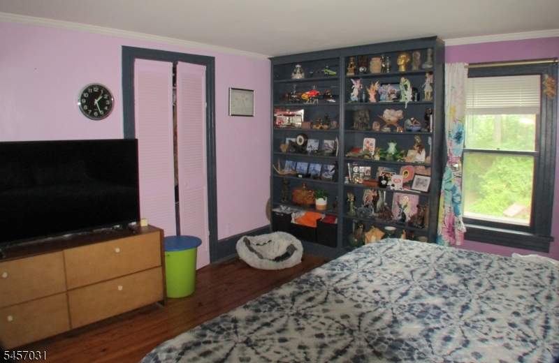 166 Fairview Ave Property Photo 13