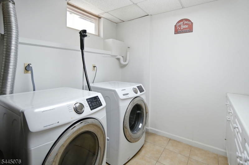 142 Morgan Pl Property Photo 16