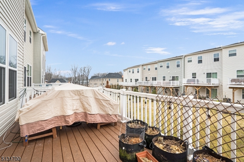 8 Swackhammer Way Property Photo 15