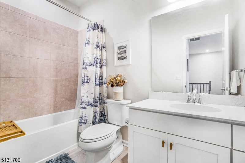 8 Swackhammer Way Property Photo 18