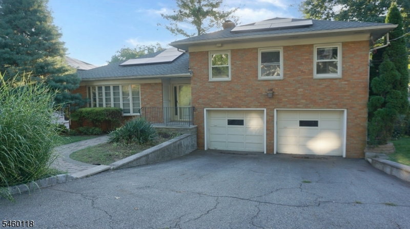 8 Mountain Way S Property Photo 2