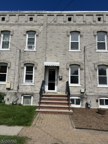 23 Lagrange Street Property Photo 1