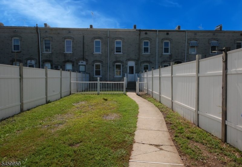 23 Lagrange Street Property Photo 17