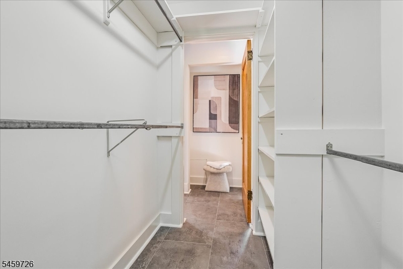 52 Warfield St Property Photo 24