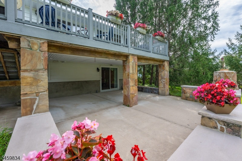 14 Jaclyn Dr Property Photo 11