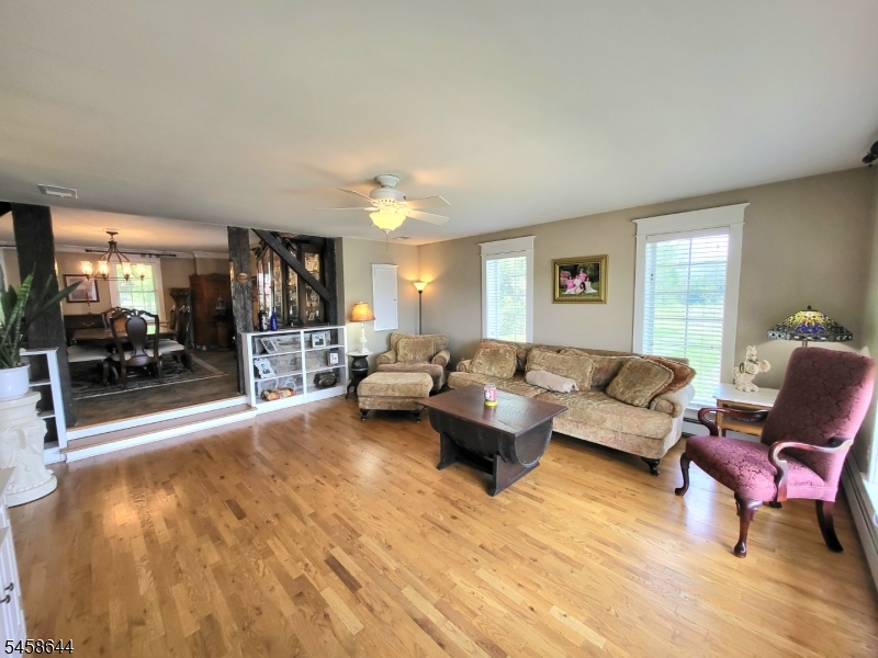 61 Race St Property Photo 15