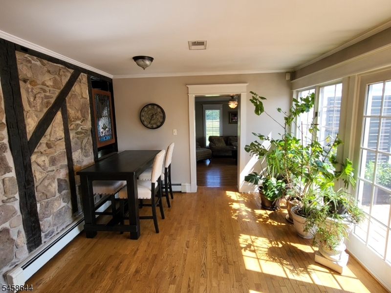 61 Race St Property Photo 21