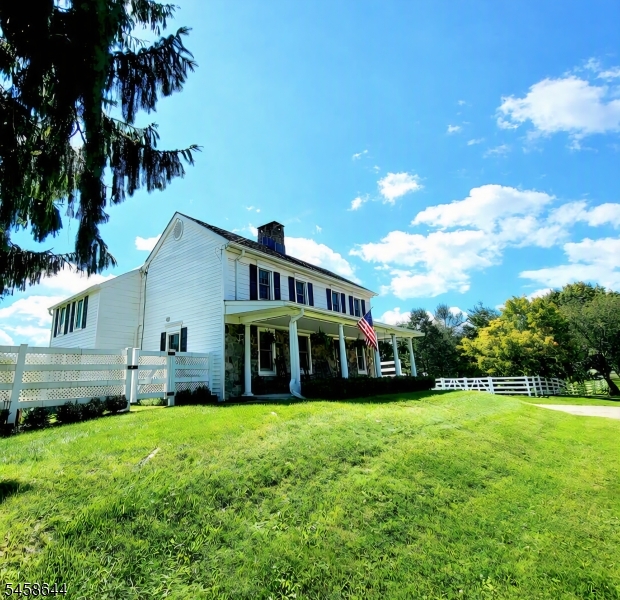 61 Race St Property Photo 36