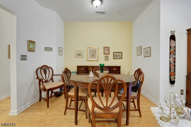 100 Ridgewood Rd 215 Property Photo 12
