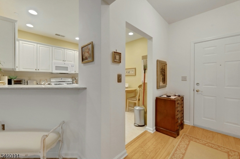 100 Ridgewood Rd 215 Property Photo 15