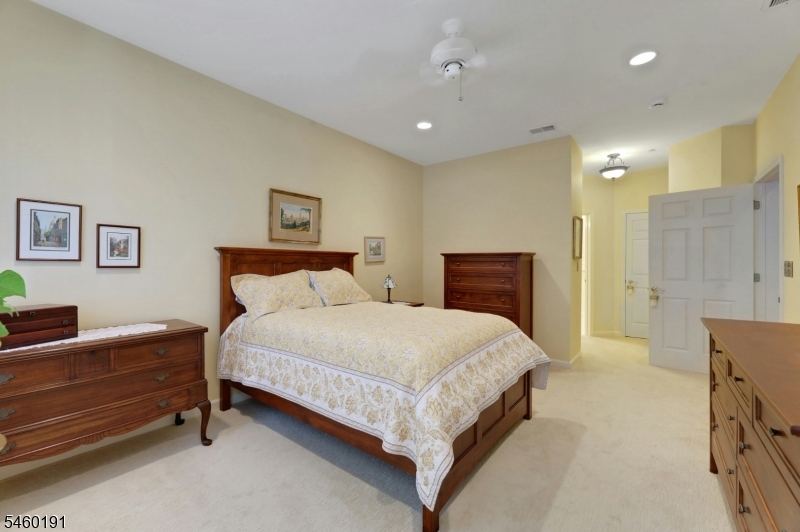 100 Ridgewood Rd 215 Property Photo 20
