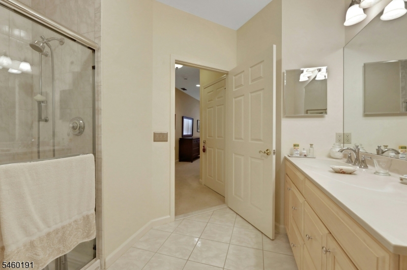 100 Ridgewood Rd 215 Property Photo 25