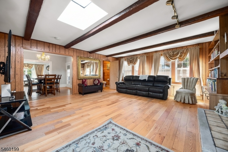 18 Chestnut St Property Photo 12