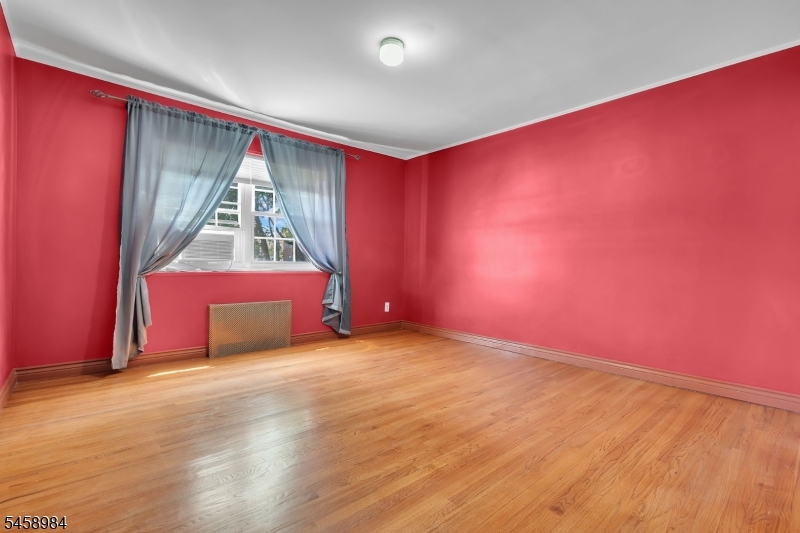 16 W Roselle Ave B Property Photo 16
