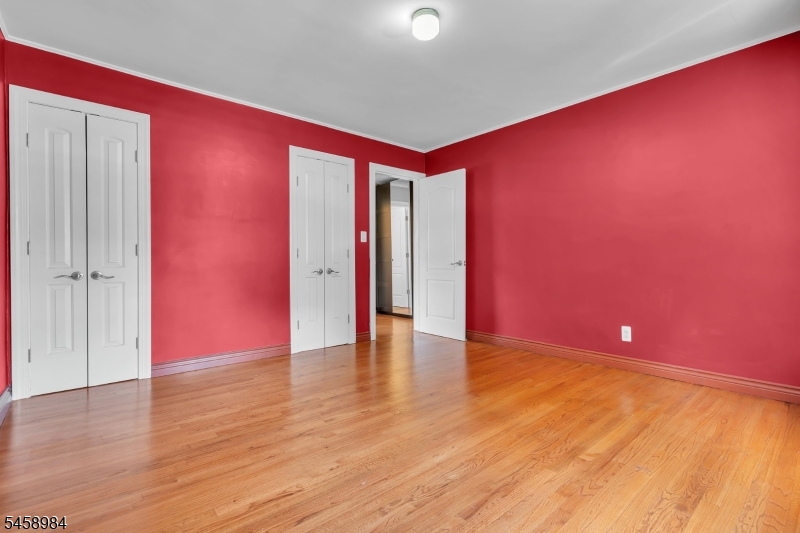 16 W Roselle Ave B Property Photo 18